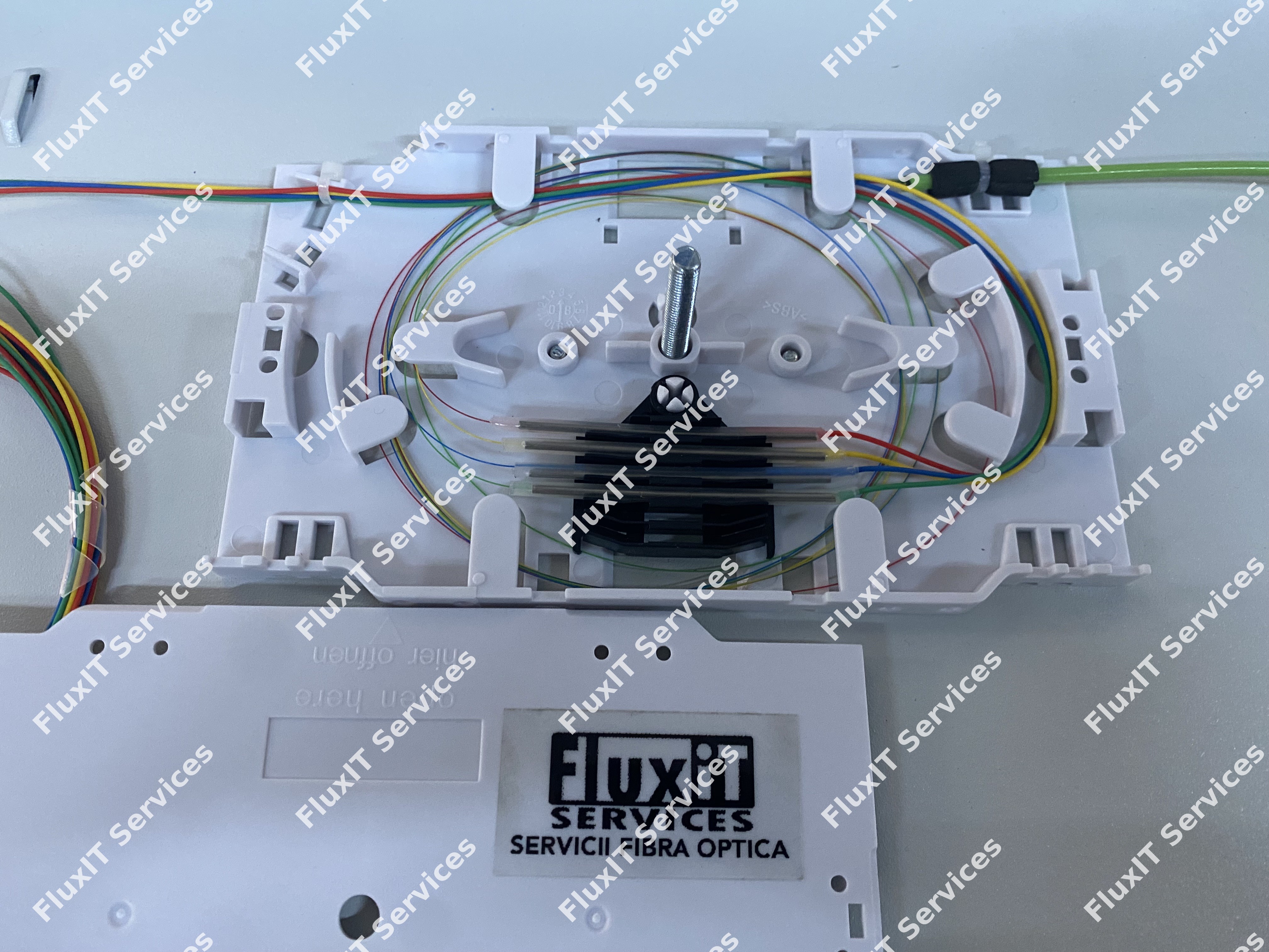 Professional Fiber Optic Splicing: Patch Panel to Pigtail Box Termination